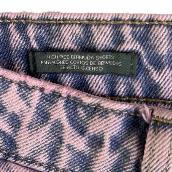 Wild Fable womens High Rise Bermuda Denim Acid Wash Pink Size 0 NWT - Picture 11 of 16